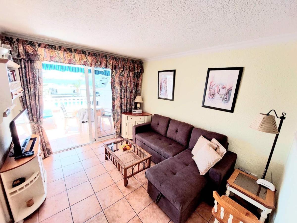 First Line Villa Floor Studio Apartment With Amazing Sea View Air Conditioned Just 50M From The Beach Costa Adeje  Esterno foto